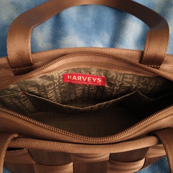 Harvey's Original Seatbelt Bag - Picture 2 of 4